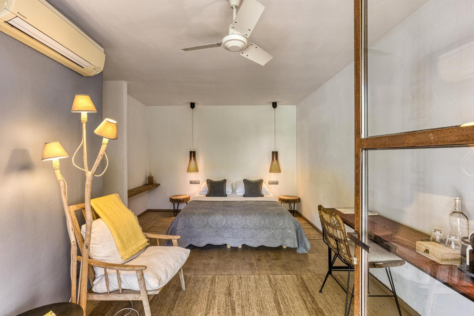 Les Hamaques Hotel Viladamat Bagian luar foto