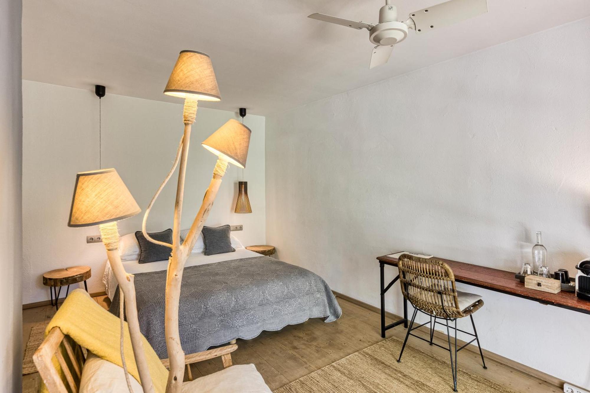 Les Hamaques Hotel Viladamat Bagian luar foto